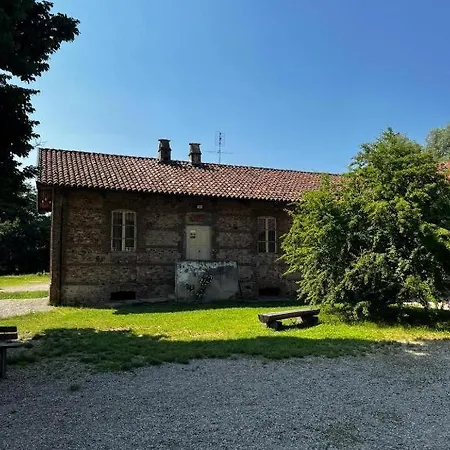 La Della Mandria 2 Pensión 3*